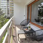Chez Lou Proche Du Moderne Appartement