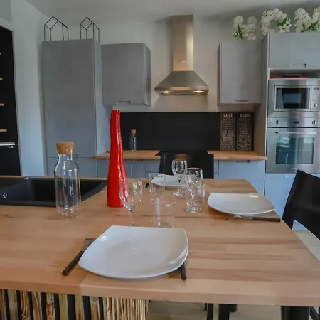 Appartement Chez Lou Proche Du Moderne