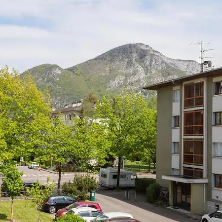 Chez Lou Proche Du Moderne * Annecy