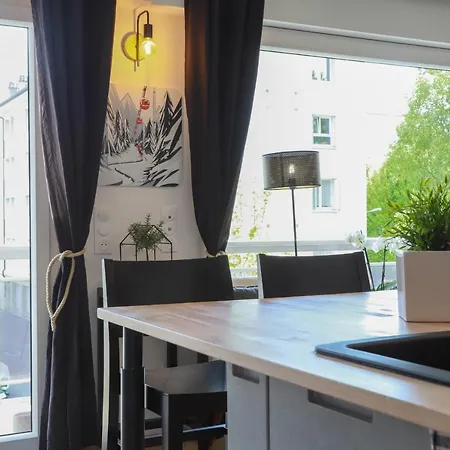 Chez Lou Proche Du Moderne Apartmán *