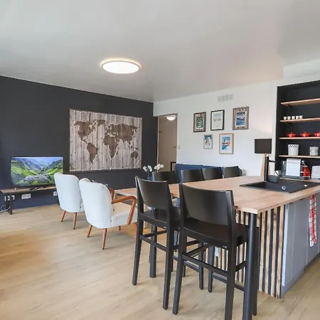 Chez Lou Proche Du Moderne *